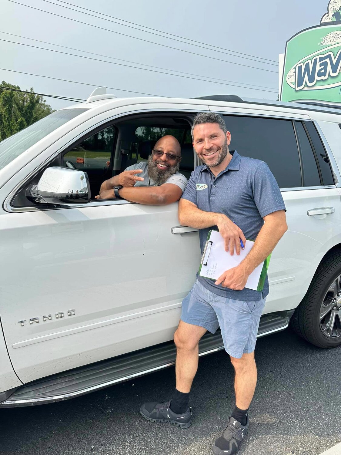 squeaky-clean-new-waves-car-wash-opens-in-milford-bay-to-bay-news